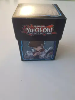Yu-Gi-Oh! Kaiba Majestic Collection Deck Box (100 Cards) - Image 3