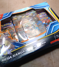 Pokemon TCG: Mega Kangaskhan ex Box (1 Foil Promo Card, 1 Oversize Lenticular - Image 3