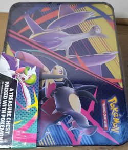 Pokemon TCG: Collector Chest – Mega Gardevoir & Mega Lucario Foil Cards - Image 2