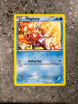 Pokemon TCG Cards Magikarp 30/113 Legendary Treasures NM-M - Image 1