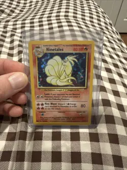 Pokemon TCG Ninetales Base Set Holo Unlimited Rare - Image 1