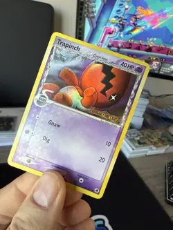 Trapinch 68/101 - Stamped Holo - Common - Ex Dragon Frontiers - Pokemon Card DMG - Image 3