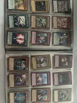 🔥🔥🔥🔥Yugioh Binder Lot Of Cards - Image 5