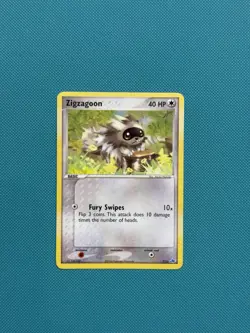 Zigzagoon 7/10 EX Trainer Kit 1: Latias & Latios Regular MID ERA POKEMON (LP) - Image 1