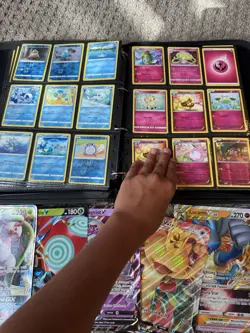 Pokemon Trading Card Game Lot authentic! - Image 2