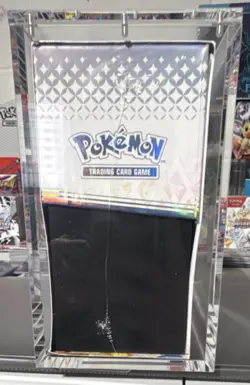 Pokemon Scarlet & Violet Prismatic Evolutions Elite Trainer Box Pokemon Center - Image 3