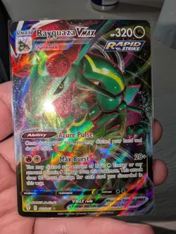Rayquaza VMAX 111/203 - Evolving Skies - Ultra Rare Holo Pokemon Card - NM - Image 1