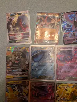 lot of 19 POKEMON CARDS EX OR V - Image 3