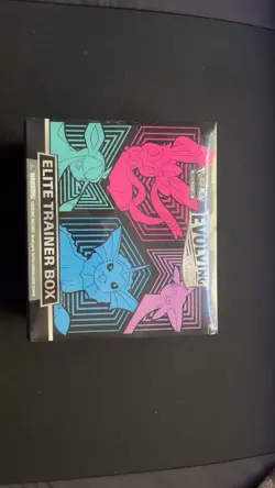 Pokemon TCG Sword and Shield Evolving Skies Elite Trainer Box ETB Sealed - Image 1