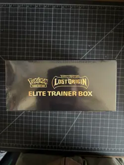 Pokemon Sword & Shield Lost Origin Elite Trainer Box Giratina English 2022 - Image 3