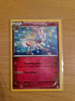 Pokemon TCG Sylveon non holo(15/30) XY Trainer Kit (sylveon/noivern set) - Image 1