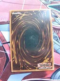Early Vintage YUGIOH Blue Eyes White Dragon SDK-001-MP-LP - Image 3
