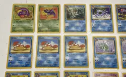 1999 Pokemon Fossil Set Unlimited Non Holo Trading Card Bundle (Set Of 30) - Image 2