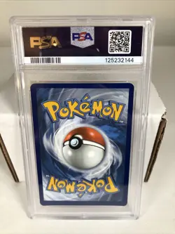 Pokemon Mew V 250/264 Fusion Strike Full Art PSA 9 - Image 3