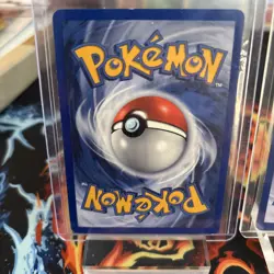 Vintage Pokemon TCG Lot- Holo Azumarill 2/111 Neo Genesis English - Image 5