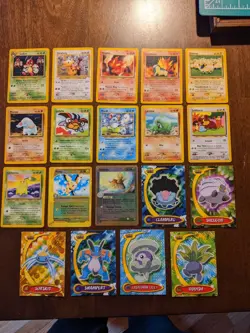 Lot of 19 Pokemon cards non-1st generation (Topps) - Image 1