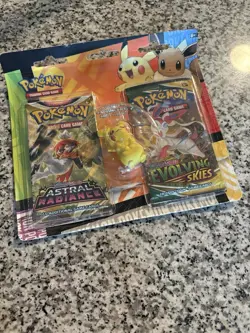 Pokemon 2 pack eraser blister. Evolving Skies & Astral Radiance - Image 1