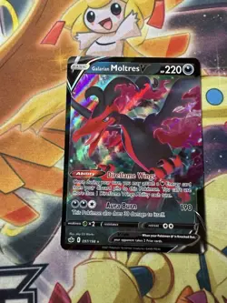 Galarian Moltres V 097/198 Chilling Reign Ultra Rare Holo Pokemon TCG Card NM - Image 1