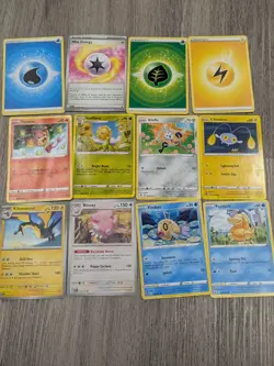 Pokemon Card Collection Job Lot Over 100 Cards Including Ultra Rare Holo Etc - Image 2