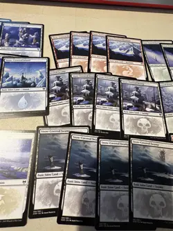 mtg Kaldheim basic Snow Lands 4 of each design, 40 in total, 8 of each color, LP - Image 3