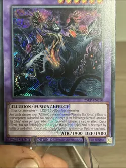 Yu-Gi-Oh! Azamina Ilia Silvia 25LP-EN010 secret rare Emblazoned STAMPED - Image 3