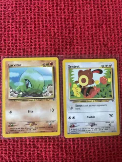 Larvitar 57/75 Sentret 63/75 Lot - MP Neo Discovery - 2001 Common Pokemon - Image 1