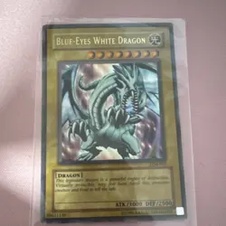 Konami Blue-Eyes White Dragon Ultra Rare Legend of Blue Eyes LOB-EN001 MP - Image 1