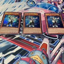Yugioh! 3x/Playset Crowley, the Gifted Magistus BLMM-EN044 Secret Rare 1st NM - Image 1