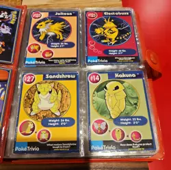Vintage 1999 Pokemon "Gotta Catch 'Em All!" Red Pikachu Binder. BK cards, Topps - Image 5