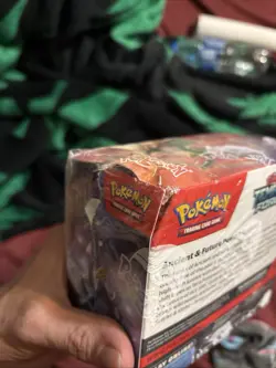 (Damaged corners) Pokemon TCG Scarlet & Violet Temporal Forces Booster Box Engl - Image 4