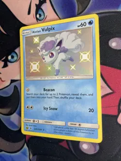 Alolan Vulpix SHINY SV8/SV94 Hidden Fates Holo Foil Pokemon Card Shiny Vault Nm - Image 3
