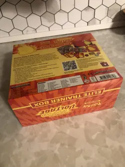 Pokemon TCG Sword & Shield - Vivid Voltage Elite Trainer Box ETB SEALED - Image 5