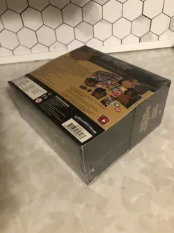 Pokemon TCG: Sword & Shield - Shining Fates Elite Trainer Box ETB - New & Sealed - Image 4