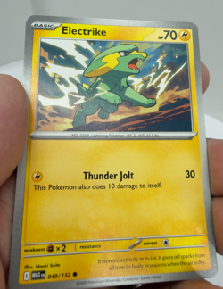 Pokemon TCG-Electrike 049/132 Me01: Mega Evolution Regular-Free Shipping NM - Image 2
