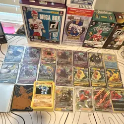 Pokemon TCG Mixed Lot Machoke Pikachu Cards Regular & Holo English - Image 1