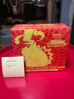 Pokemon Sword & Shield - Vivid Voltage Elite Trainer Box 820650807688 - Image 1
