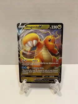 Pokemon Dragonite V SWSH154 NM Promo Rare Holo Pokemon Card - Image 1