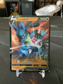 Lucario V Fusion Strike 146/264 Holo Ultra Rare Pokemon TCG - Image 1