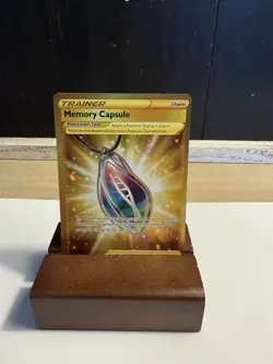 Memory Capsule 202/185 Gold Secret Rare Pokemon Vivid Voltage NM - Image 1
