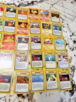 35 random trading card Pokemon lot- 1990s VINTAGE Lot 4- MOSTLY TRAINER - Image 4