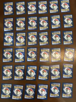 Pokemon Card Lot WOTC Vintage Jungle 91 Cards - Image 2