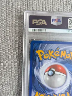 PSA 8 - Latias ex 93/97 Holo Rare - EX Dragon (EX Ruby & Sapphire) Pokemon Card - Image 4