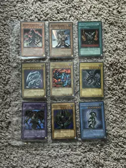Yugioh 10 Card Lots! Holo Cards, Blue Eyes, Dark Magician, and more! - Image 1