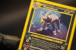Pokemon TCG - Houndoom 1st edition, Holo Swirl, 4/75, English, Neo Discovery, HP - Image 4