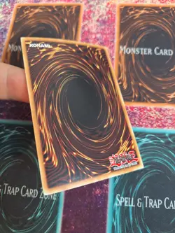 Yu-Gi-Oh! Baronne de Fleur LED8-EN024 Ultra Rare 1st Edition Near Mint - Image 4