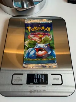 : 🔥 1999 Pokemon Base Set Booster Pack – Venusaur Artwork – Factory Sealed 🔥 - Image 2