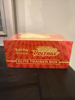 Pokemon TCG: Sword & Shield-Vivid Voltage Elite Trainer Box (133 Cards) 820650807688 - Image 4