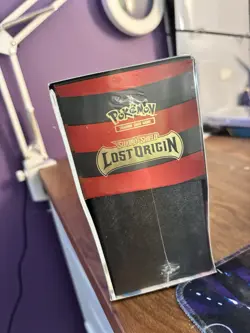 Pokemon TCG: Sword & Shield Lost Origin Elite Trainer Box (Small tears) 820650850714 - Image 3