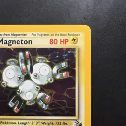 Pokemon Vintage Holo Magneton Fossil 11/62 WotC 1999 - Image 3