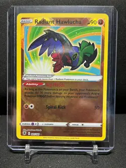 Radiant Hawlucha 081/189 Holo Rare Pokemon 2022 Astral Radiance NM - Image 1